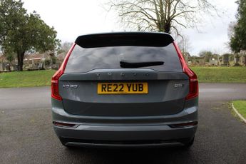 Volvo XC90 2.0 B5 MHEV R-Design SUV 5dr  Diesel Hybrid Auto 4WD 7 SEAT SAT 