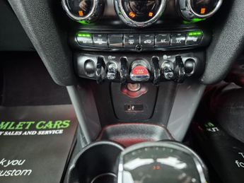 Mini Hatch 1.5 Cooper Classic Hatchback 5dr Petrol Steptronic Euro 6 (s/s) 