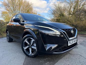 Nissan Qashqai 1.3 DIG-T MHEV N-Connecta SUV 5dr Petrol Hybrid XTRON Euro 6 (s/