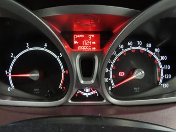 Ford Fiesta 1.4 Zetec Hatchback 5dr Petrol Automatic (154 g/km, 94 bhp)