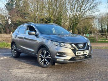 Nissan Qashqai 1.6 dCi N-Connecta XTRON Euro 6 (s/s) 5dr