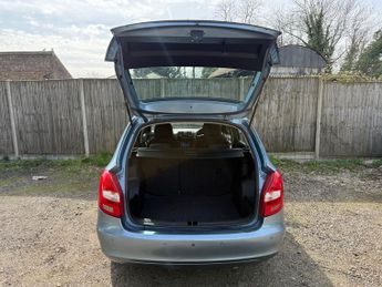 Skoda Fabia 1.2 TSI Elegance Estate 5dr Petrol DSG Euro 5 (105 ps)