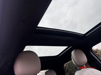 Mini Electric Cooper Cooper SE 32.6kWh Level 3 Hatchback 3dr Electric Auto (184 ps)