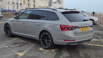 Skoda Superb 2.0 TDI SportLine Plus DSG Euro 6 (s/s) (200 ps) 5dr