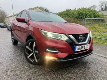 Nissan Qashqai 1.3 DIG-T Tekna SUV 5dr Petrol Manual Euro 6 (s/s) (140 ps)