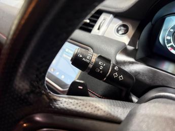 Land Rover Range Rover Evoque 2.0 TD4 HSE Dynamic SUV 5dr Diesel Auto 4WD Euro 6 (s/s) (180 ps