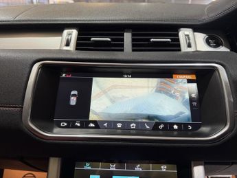 Land Rover Range Rover Evoque 2.0 TD4 HSE Dynamic SUV 5dr Diesel Auto 4WD Euro 6 (s/s) (180 ps