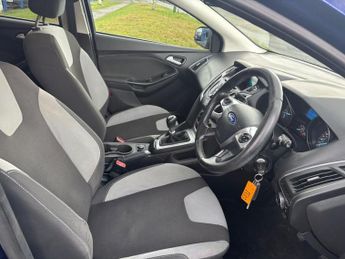 Ford Focus 1.6 TDCi Zetec Euro 5 (s/s) 5dr