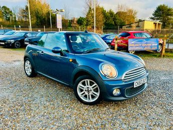 MINI Convertible 1.6 Cooper D Convertible 2dr Diesel Manual Euro 5 (s/s) (112 ps)