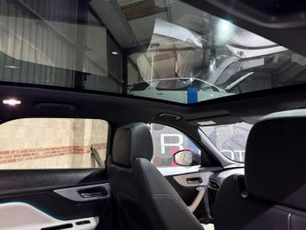 Jaguar F-Pace 2.0 D180 R-Sport SUV 5dr Diesel Auto AWD Euro 6 (s/s) (180 ps)