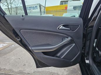 Mercedes-Benz A Class 1.6 A180 SE Hatchback 5dr Petrol 7G-DCT Euro 6 (s/s) (122 ps)