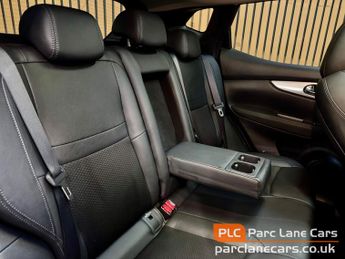 Nissan Qashqai 1.6 dCi Tekna SUV 5dr Diesel XTRON - ONLY 24000 MILES - AUTOMATI