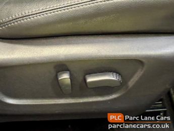 Nissan Qashqai 1.6 dCi Tekna SUV 5dr Diesel XTRON - ONLY 24000 MILES - AUTOMATI