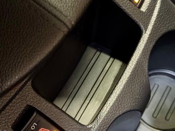 Nissan Qashqai 1.6 dCi Tekna SUV 5dr Diesel XTRON - ONLY 24000 MILES - AUTOMATI