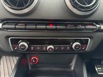 Audi S3 2.0 TFSI Hatchback 3dr Petrol S Tronic quattro Euro 6 (s/s) (300