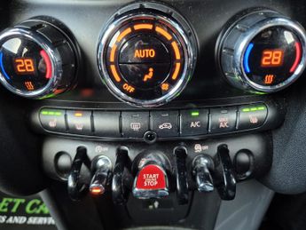 Mini Hatch 1.5 Cooper Sport Hatchback 3dr Petrol Steptronic Euro 6 (s/s) (1