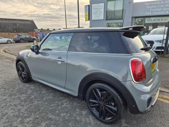 Mini Hatch 1.5 Cooper Sport Hatchback 3dr Petrol Steptronic Euro 6 (s/s) (1