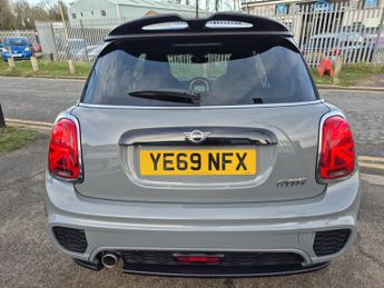 Mini Hatch 1.5 Cooper Sport Hatchback 3dr Petrol Steptronic Euro 6 (s/s) (1