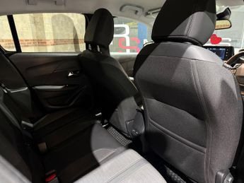 Peugeot 208 1.2 PureTech Allure Premium + Hatchback 5dr Petrol EAT Euro 6 (s