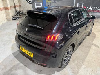 Peugeot 208 1.2 PureTech Allure Premium + Hatchback 5dr Petrol EAT Euro 6 (s