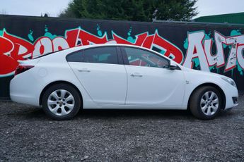 Vauxhall Insignia 1.6 CDTi ecoFLEX SRi Hatchback 5dr Diesel Manual Euro 6 (s/s) (1