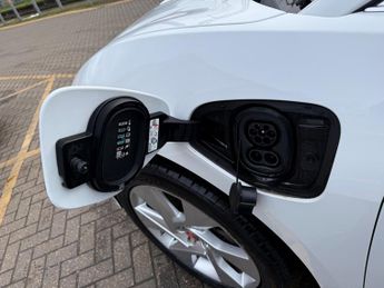 Jaguar I-Pace 400 90kWh SE SUV 5dr Electric Auto 4WD (400 ps)