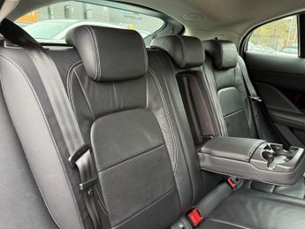 Jaguar I-Pace 400 90kWh SE SUV 5dr Electric Auto 4WD (400 ps)