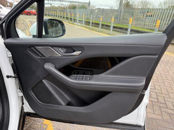 Jaguar I-Pace 400 90kWh SE SUV 5dr Electric Auto 4WD (400 ps)