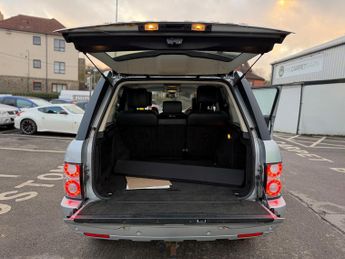 Land Rover Range Rover 4.4 TD V8 Vogue SE SUV 5dr Diesel Auto 4WD Euro 5 (313 bhp)