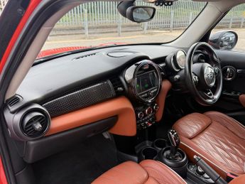 Mini Hatch 2.0 Cooper S Hatchback 5dr Petrol Steptronic Euro 6 (s/s) (192 p