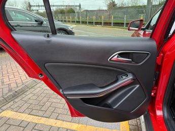 Mercedes-Benz GLA 1.6 GLA180 AMG Line Edition SUV 5dr Petrol 7G-DCT Euro 6 (s/s) (