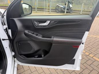 Ford Kuga 2.5 Duratec 14.4kWh ST-Line X Edition SUV 5dr Petrol Plug-in Hyb