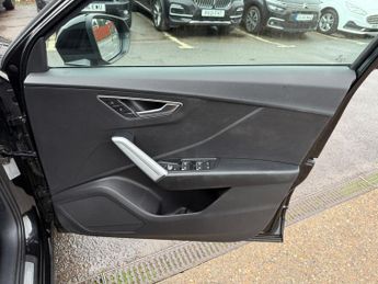 Audi Q2 1.4 TFSI CoD S line SUV 5dr Petrol S Tronic Euro 6 (s/s) (150 ps