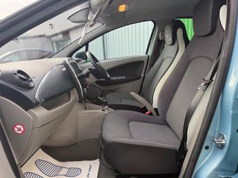 Renault Zoe 22kWh Dynamique Intens Hatchback 5dr Electric Auto (88 bhp)