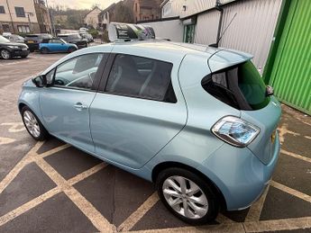 Renault Zoe 22kWh Dynamique Intens Hatchback 5dr Electric Auto (88 bhp)