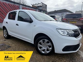 Dacia Sandero 1.0 SCe Essential Hatchback 5dr Petrol Manual Euro 6 (75 ps)