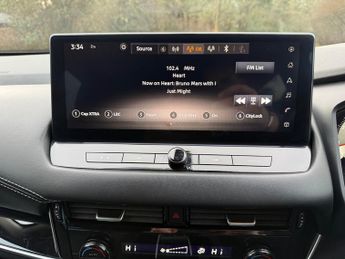 Nissan Qashqai 1.3 DIG-T MHEV N-Connecta SUV 5dr Petrol Hybrid XTRON Euro 6 (s/