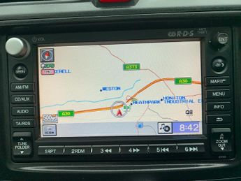 Honda CR-V 2.2 i-DTEC EX SUV 5dr Diesel Auto 4WD Euro 5 (150 ps) SAT NAV RE