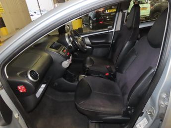 Toyota Aygo 1.0 VVT-i Ice Hatchback 5dr Petrol MultiMode Euro 5 (67 ps)