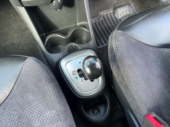 Toyota Aygo 1.0 VVT-i Ice Hatchback 5dr Petrol MultiMode Euro 5 (67 ps)