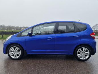 Honda Jazz 1.4 i-VTEC ES Plus Hatchback 5dr Petrol CVT Euro 5 (99 ps) AUTOM