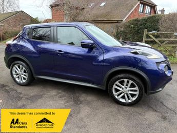 Nissan Juke 1.6 Acenta Premium SUV 5dr Petrol XTRON Euro 5 (117 ps)