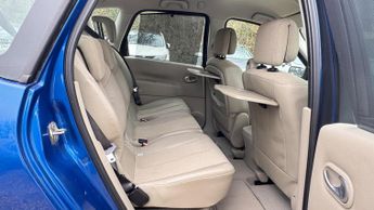 Renault Scenic 2.0 dCi Privilege 5dr