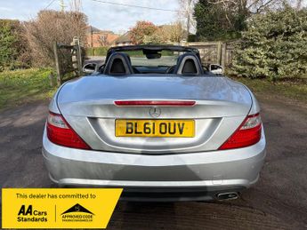 Mercedes-Benz SLK 1.8 SLK200 BlueEfficiency Edition 125 Convertible 2dr Petrol G-T