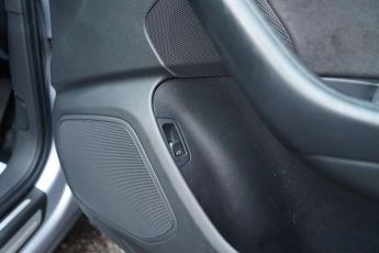 Audi Q3 2.0 TDI S line Plus SUV 5dr Diesel S Tronic quattro Euro 6 (s/s)