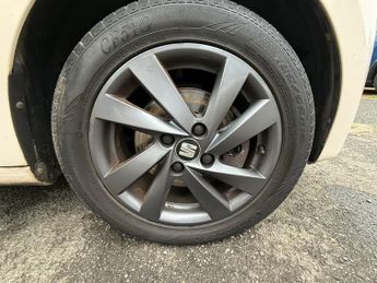 SEAT Mii 1.0 12v by MANGO Hatchback 5dr Petrol Manual Euro 5 (75 ps)