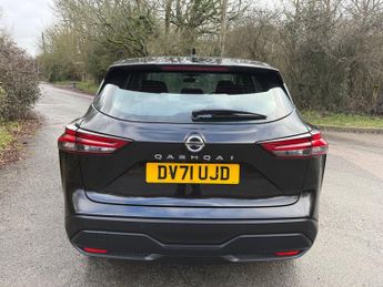 Nissan Qashqai 1.3 DIG-T MHEV Acenta Premium SUV 5dr Petrol Hybrid XTRON Euro 6