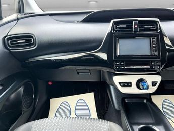 Toyota Prius 1.8 VVTi Excel Euro 6 (S/S) CVT 5Dr