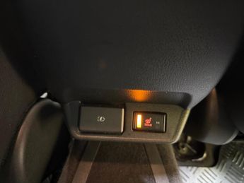 Nissan LEAF 40kWh N-Connecta Hatchback 5dr Electric Auto (150 ps)