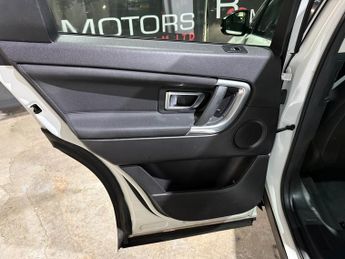 Land Rover Discovery Sport 2.0 TD4 HSE SUV 5dr Diesel Auto 4WD Euro 6 (s/s) (180 ps)